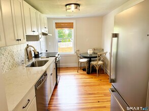 188 E Lake St in Winchester, CT - Building Photo - Building Photo