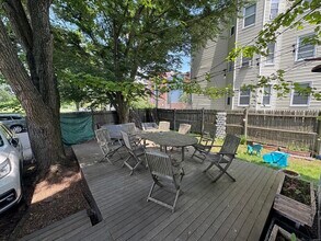 12 Lincoln Pkwy in Somerville, MA - Building Photo - Building Photo