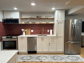 632 NE Russell St, Unit #2 in Portland, OR - Building Photo