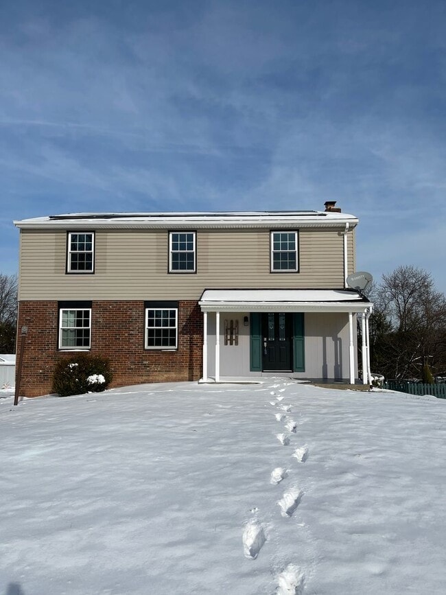 property at 120 Scottsdale Dr