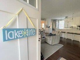 6 Founders Rd in Meredith, NH - Building Photo