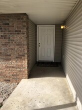 1507 N Engel Ave in Springfield, MO - Building Photo - Building Photo
