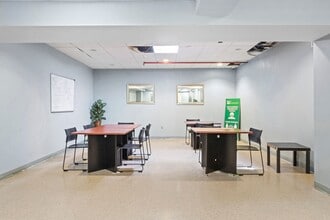 Overlook Manor in Bronx, NY - Foto de edificio - Interior Photo