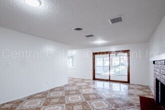 3600 Vincent Ct in Bakersfield, CA - Building Photo - Building Photo