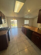 5802 Ashintully Ave in Bakersfield, CA - Building Photo - Building Photo