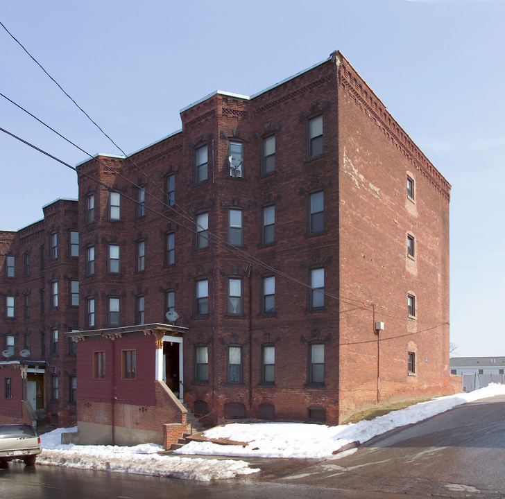 55-57 Bowers St in Holyoke, MA - Building Photo