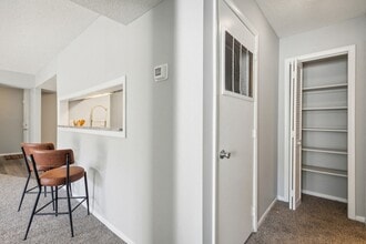 Terrace Oaks in Greensboro, NC - Building Photo - Building Photo