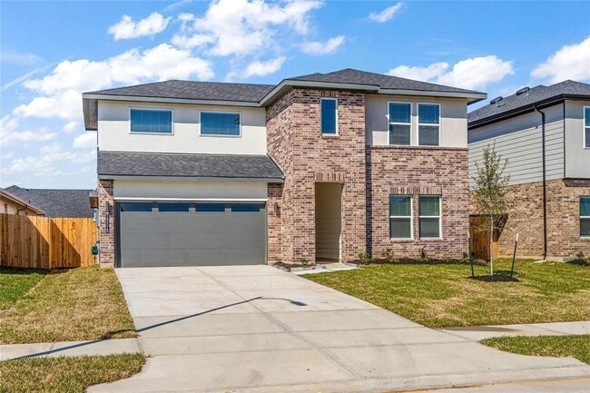 property at 29318 Hoelzen Holw Dr