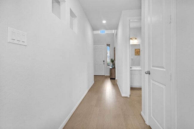 2714 Sellers Island Dr