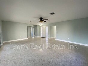 174 Gulfview Rd in Punta Gorda, FL - Building Photo - Building Photo