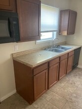 7613 Van Buren Ave in Hammond, IN - Building Photo - Building Photo