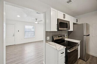 809 W Broadus St in Fort Worth, TX - Building Photo - Building Photo