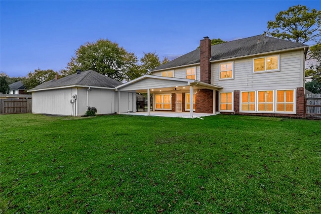 4019 St Michaels Ct in Sugar Land, TX - Foto de edificio - Building Photo