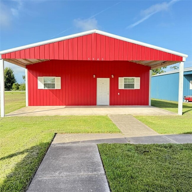 property at 5945 FM 1459 Rd
