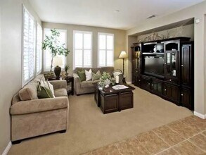 6071 Roselle Meadows tr in San Diego, CA - Building Photo - Building Photo