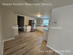5307 Clover Ave in Louisville, KY - Building Photo - Building Photo