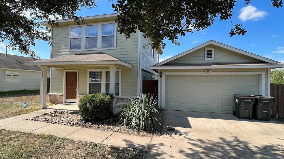 13905 Briarcreek Loop in Manor, TX - Building Photo