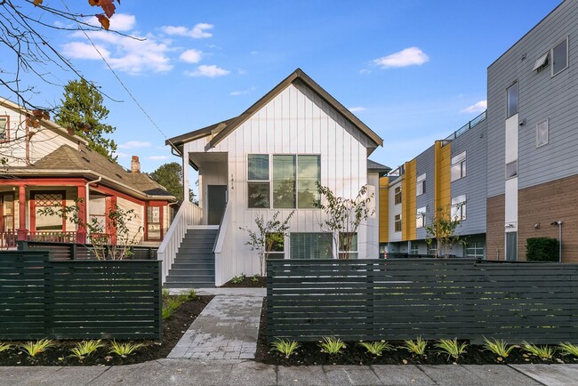 1414 20th Ave in Seattle, WA - Building Photo - Building Photo