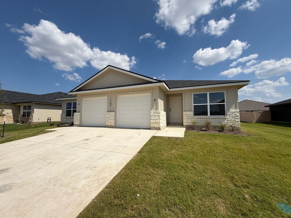 1157 Lindsey Dr in Copperas Cove, TX - Building Photo