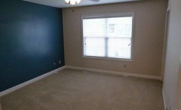2016 Macon St in Mahomet, IL - Building Photo - Building Photo