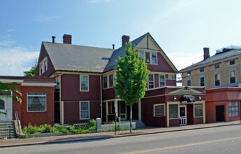 743 Congress St in Portland, ME - Building Photo - Building Photo