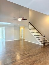 747 Steeplechase Way in Bowling Green, KY - Building Photo - Building Photo