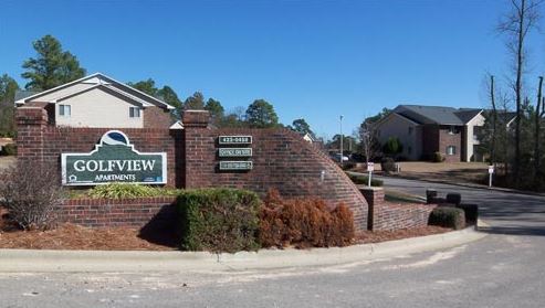 Golfview Apartments in Hope Mills, NC - Building Photo - Building Photo