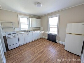 101-103 Center St-1, Unit 1 in Brewer, ME - Building Photo