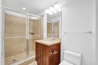 79 SW 12th St, Unit 12 in Miami, FL - Building Photo - Building Photo