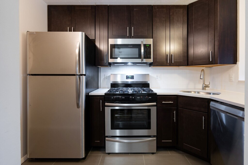 Radcliff House Apartments in Bryn Mawr, PA