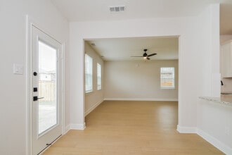 1108 Ginsburg Ln in Princeton, TX - Building Photo - Building Photo