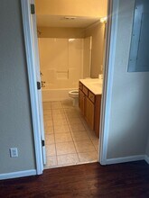 725 Demaret Dr in Columbia, MO - Building Photo - Building Photo