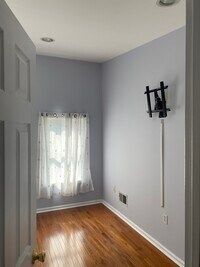 654 Melvin Dr photo'