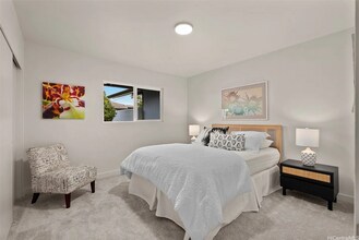 1210 Hooli Cir in Pearl City, HI - Building Photo - Building Photo