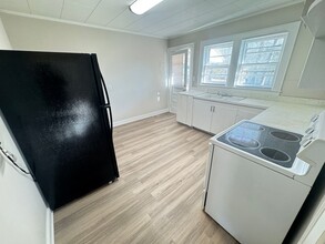 1381 Rainbow Dr in Kannapolis, NC - Building Photo - Building Photo