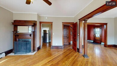 431 E Market St in Iowa City, IA - Building Photo - Building Photo
