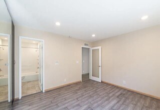 4927 Indian Wood Rd in Culver City, CA - Building Photo - Building Photo