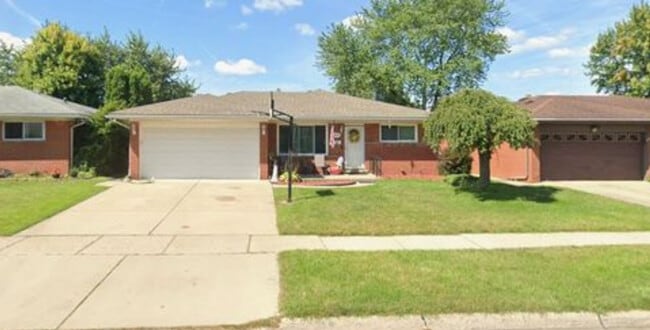 property at 29543 Eiffel Ave