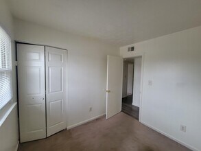 3962 Northampton Dr in Lexington, KY - Building Photo - Building Photo