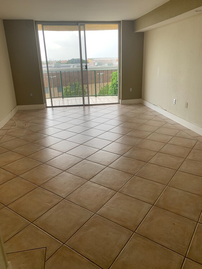 property at 9310 Fontainebleau Blvd