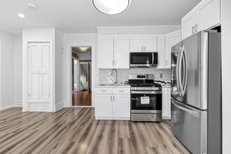 165 Park Ave, Unit 2nd  Floor in Mount Vernon, NY - Building Photo - Building Photo