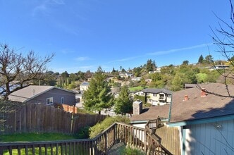 18616 Walnut Rd in Castro Valley, CA - Building Photo - Building Photo