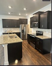 324 Sudduth Farms Dr in Greer, SC - Building Photo - Building Photo