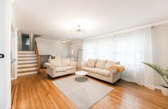 306 Michael Mnr in Glenview, IL - Building Photo - Building Photo