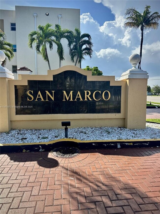 property at 8810 Fontainebleau Blvd