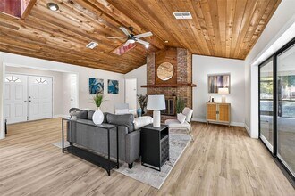 14252 Trinity Rd in Brooksville, FL - Building Photo - Building Photo