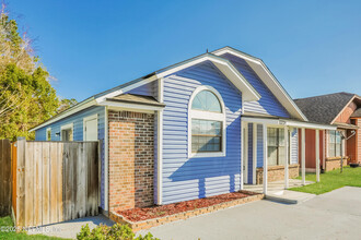 1323 Brandywine Dr in Orange Park, FL - Building Photo - Building Photo