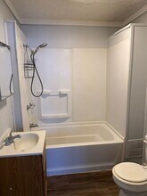 New Listing! 3BR/1BA home in North Brookside Park in Indianapolis, IN - Building Photo - Building Photo