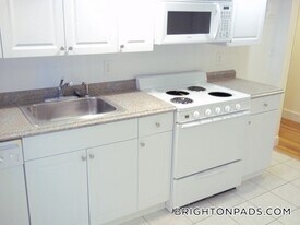 35 South St, Unit B1 in Boston, MA - Building Photo