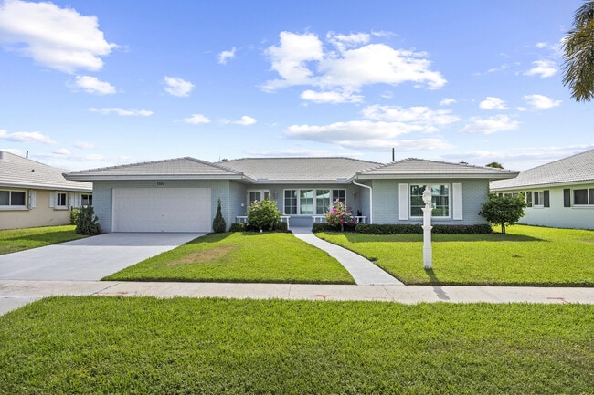 1322 Walnut Terrace